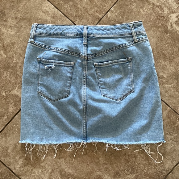 Mossimo jean skirt size 27 - Picture 2 of 3